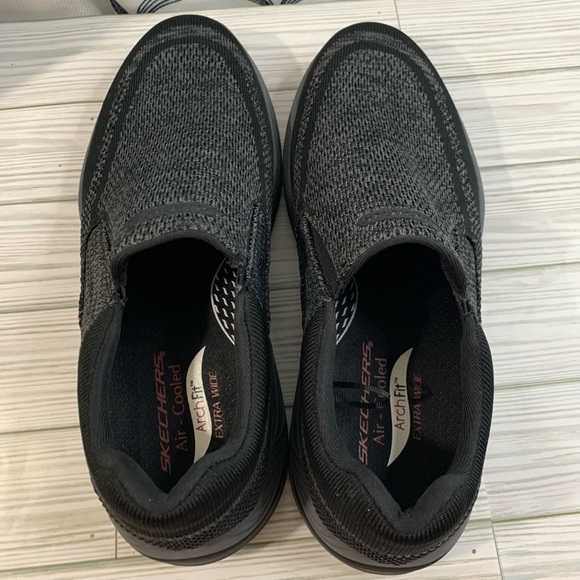 Skechers Arch Fit Motley - Vaseo size 10 Black .Lightweight - Picture 8 of 16